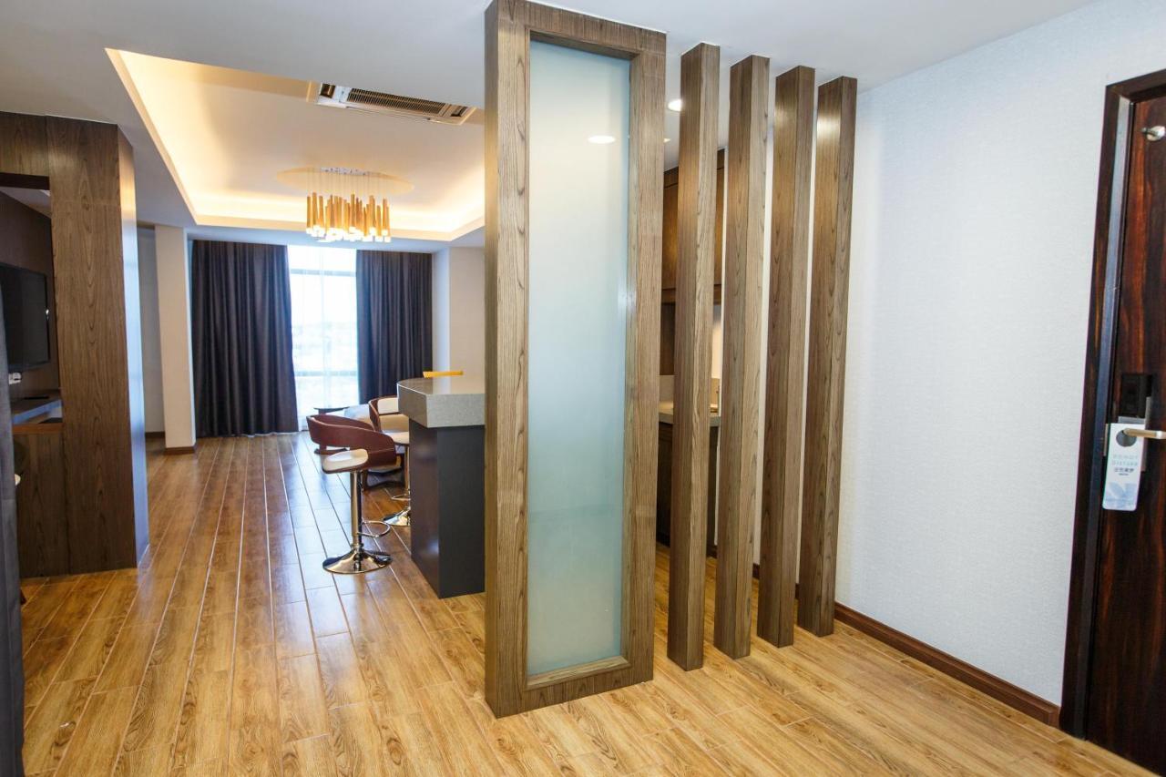 Lintas Platinum Hotel Кота Кинабалу Екстериор снимка